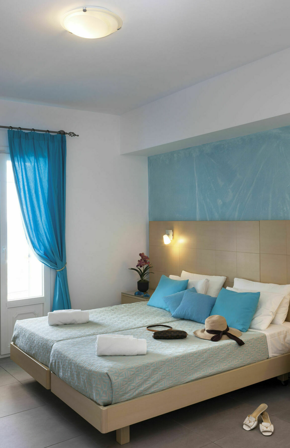 Blue Harmony Hotel Kini Exteriér fotografie